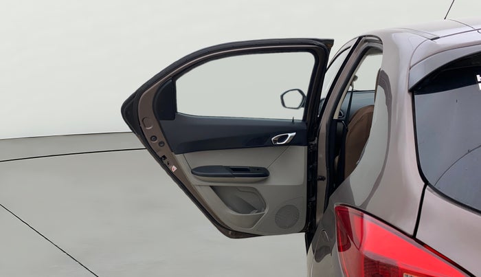 2018 Tata Tiago XZ PETROL, Petrol, Manual, 88,151 km, LHS Rear Door