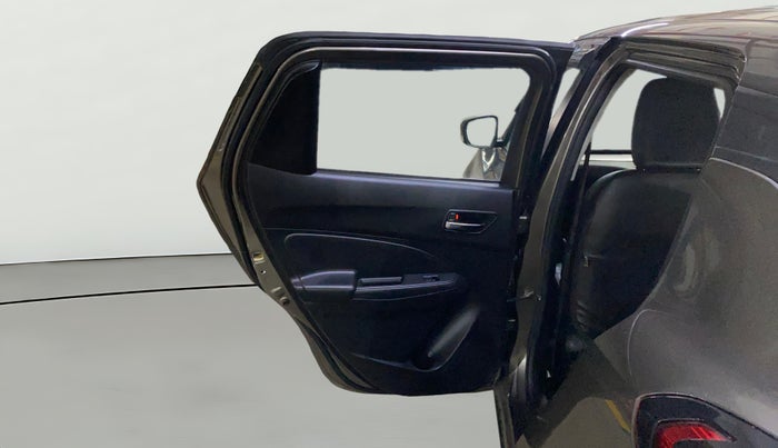 2021 Maruti Swift ZXI, Petrol, Manual, 7,983 km, LHS Rear Door