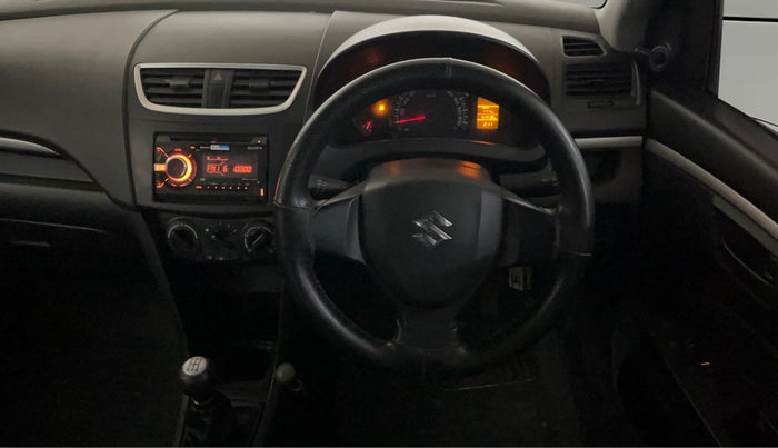 2016 Maruti Swift LXI (O), Petrol, Manual, 41,410 km, Steering Wheel Close Up