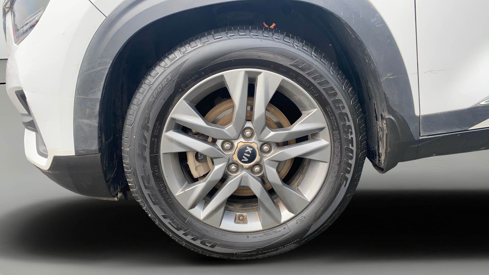 camera-Left-Front-Wheel
