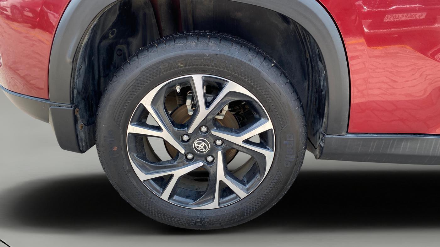 2022 Toyota URBAN CRUISER HYRYDER V HYBRID, Hybrid, Automatic, 19,184 km, Right Rear Wheel