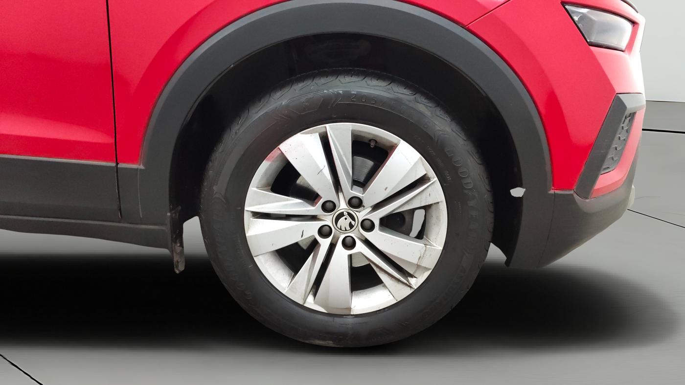 2021 Skoda KUSHAQ AMBITION 1.0L TSI AT, Petrol, Automatic, 35,109 km, Right Front Wheel