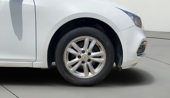 2017 Chevrolet Cruze LTZ, Diesel, Manual, 86,041 km, Right Front Wheel