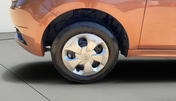 2017 Tata TIGOR XT PETROL, Petrol, Manual, 59,939 km, Left Front Wheel