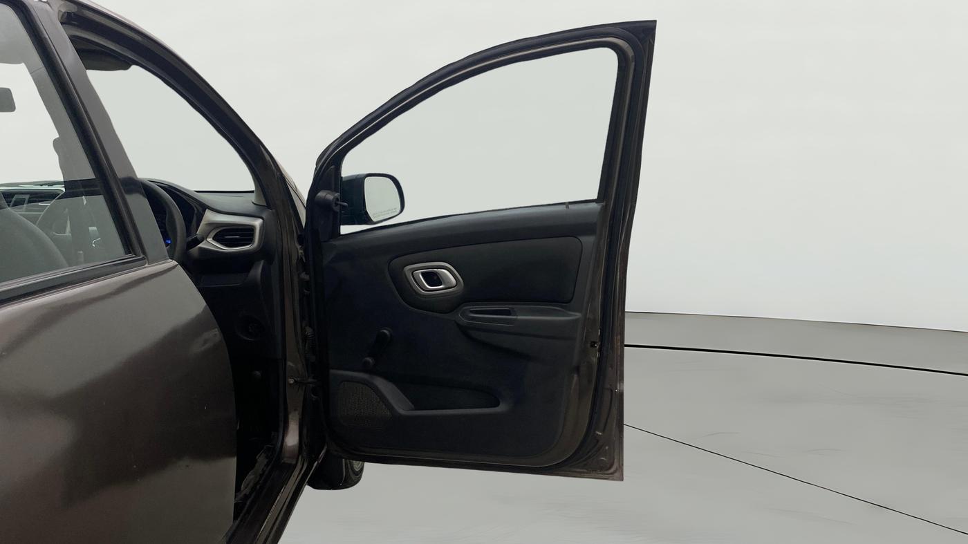2021 Datsun Redi Go T, Petrol, Manual, 1,40,060 km, RHS Front Door
