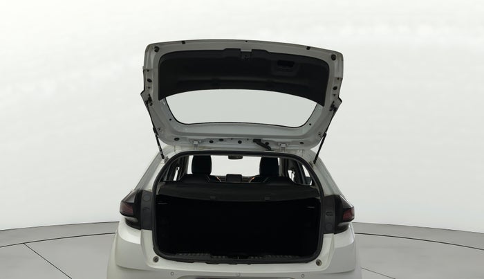 2022 Tata ALTROZ XM PLUS PETROL, Petrol, Manual, 32,439 km, Boot Door Open