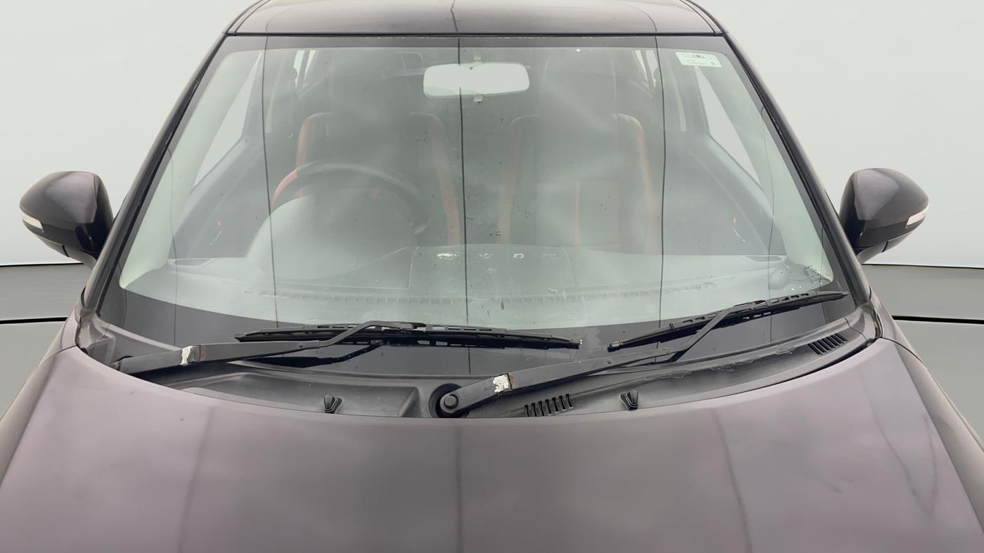 2017 Maruti Swift VXI, Petrol, Manual, 96,277 km, Front Windshield