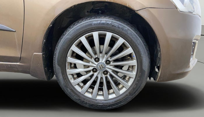 2016 Maruti Ciaz ZXI+, CNG, Manual, 59,334 km, Right Front Wheel