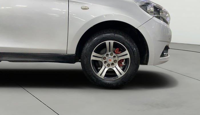 2018 Tata Tiago XM DIESEL, Diesel, Manual, 1,19,988 km, Right Front Wheel