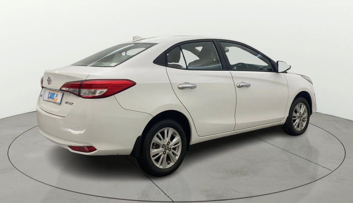 2018 Toyota YARIS VX CVT, Petrol, Automatic, 37,065 km, Right Back Diagonal