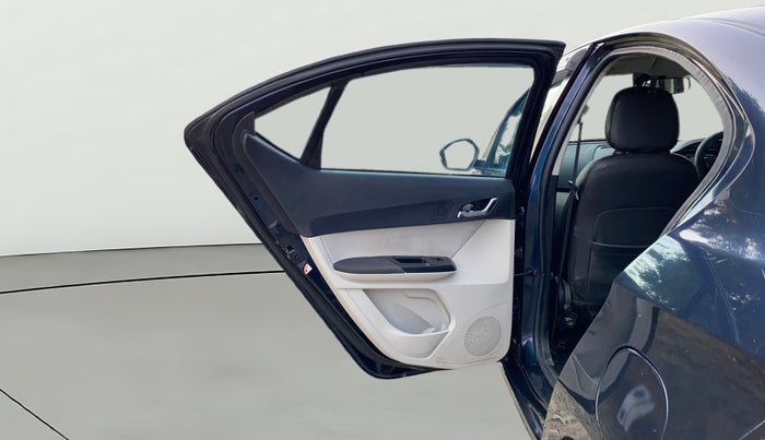 2022 Tata TIGOR XZ PLUS CNG, CNG, Manual, 1,17,080 km, LHS Rear Door