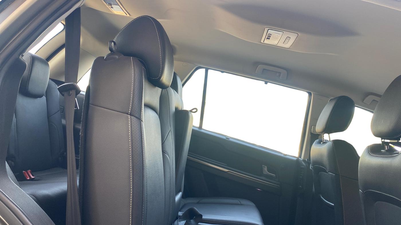 2019 Tata Hexa XTA 4X2 7 STR, Diesel, Automatic, 95,545 km, Right Side Rear Door Cabin