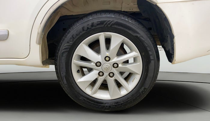 2020 Toyota Innova Crysta 2.4 GX 7 STR, Diesel, Manual, 60,111 km, Left Rear Wheel