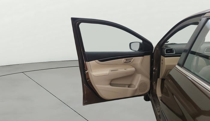 2016 Maruti Ciaz ZXI+ AT, Petrol, Automatic, 84,709 km, LHS Front Door