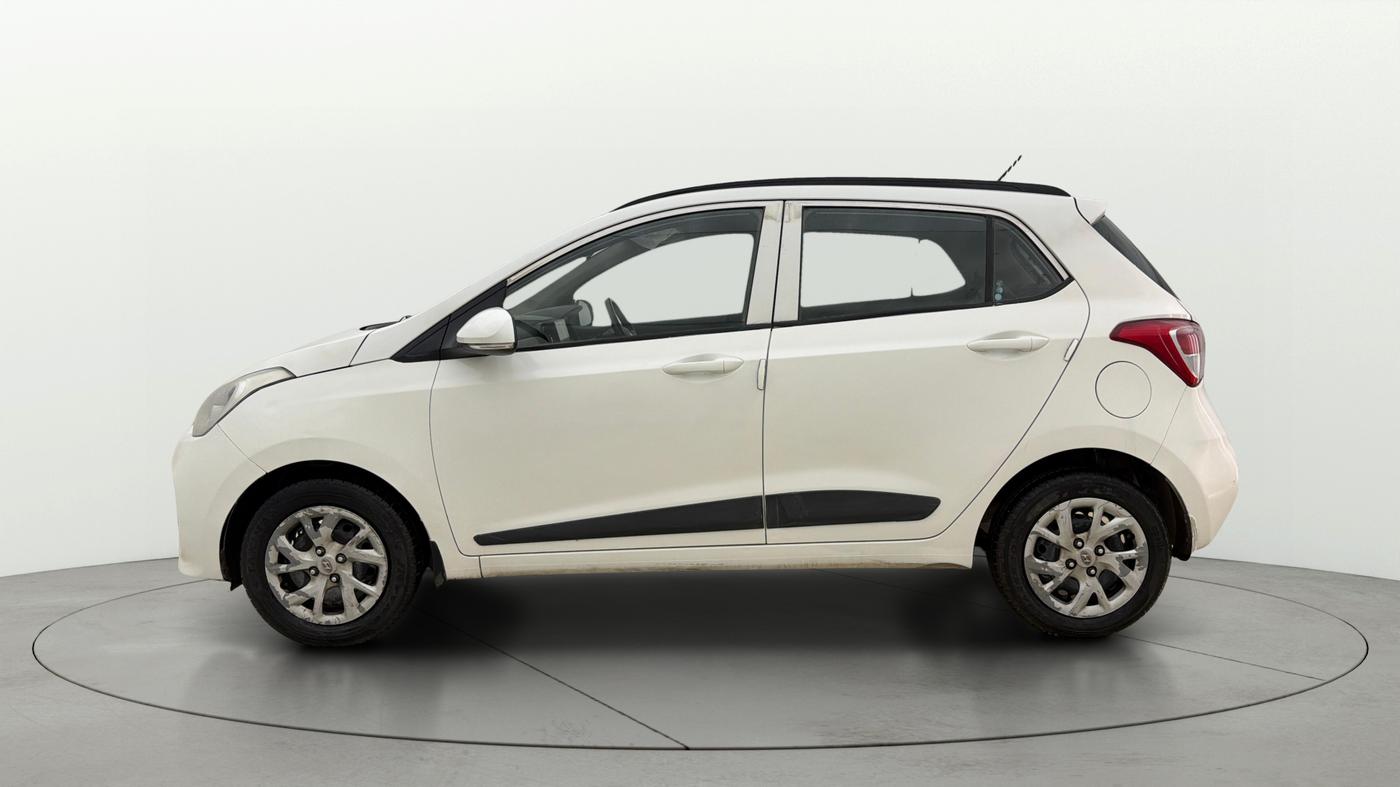 2018 Hyundai Grand i10 SPORTZ 1.2 KAPPA VTVT, CNG, Manual, 89,037 km, Left Side