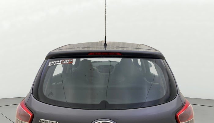 2018 Hyundai Grand i10 MAGNA 1.2 KAPPA VTVT, CNG, Manual, 1,32,621 km, Rear Windshield