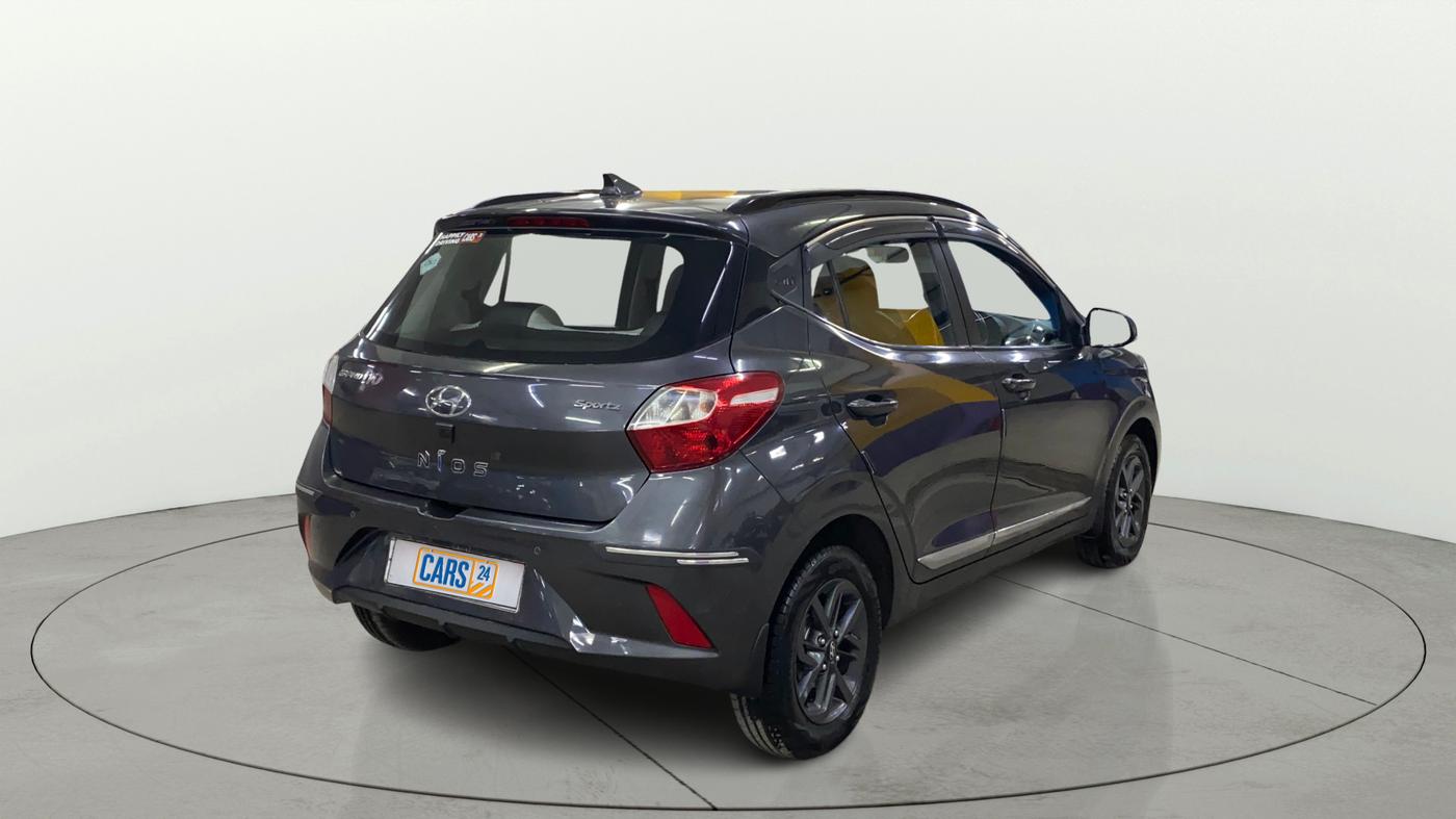 2022 Hyundai GRAND I10 NIOS SPORTZ 1.2 KAPPA VTVT CNG, CNG, Manual, 51,660 km, Right Back Diagonal