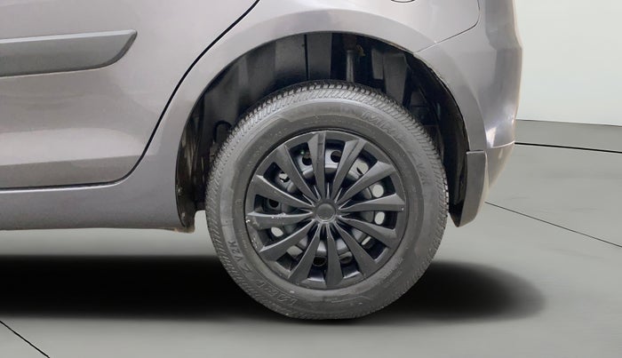 2017 Maruti Swift VXI O, Petrol, Manual, 69,453 km, Left Rear Wheel