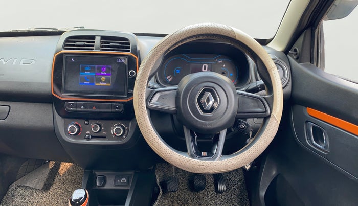 2020 Renault Kwid CLIMBER 1.0 (O), Petrol, Manual, 33,217 km, Steering Wheel Close Up