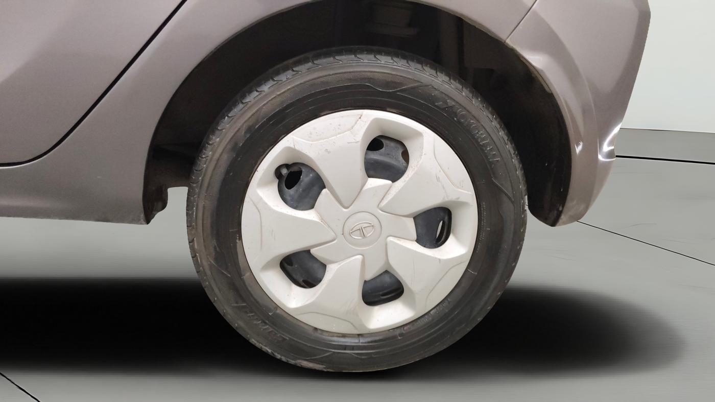 2018 Tata Tiago XTA PETROL, Petrol, Automatic, 86,397 km, Left Rear Wheel
