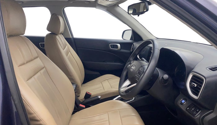 2020 Hyundai VENUE SX PLUS 1.0 TURBO DCT, Petrol, Automatic, 48,622 km, Right Side Front Door Cabin