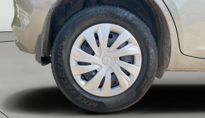 2025 Maruti Swift VXi, Petrol, Manual, 44,880 km, Right Rear Wheel