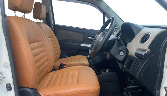 2013 Maruti Wagon R 1.0 LXI, Petrol, Manual, 89,279 km, Right Side Front Door Cabin
