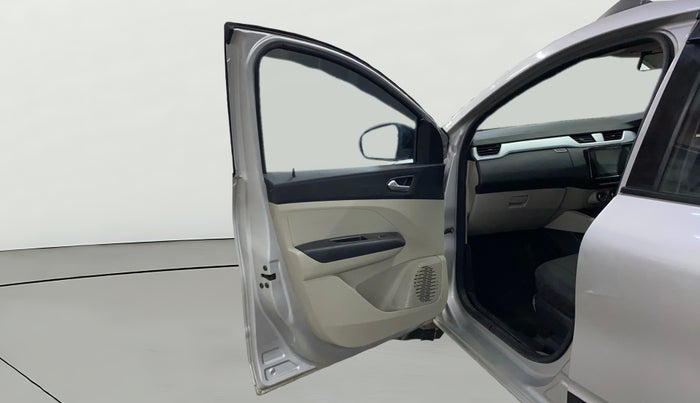 2021 Renault TRIBER RXZ, Petrol, Manual, 13,492 km, LHS Front Door