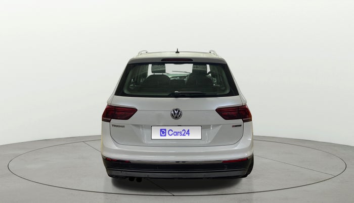 2019 Volkswagen TIGUAN HIGHLINE TDI AT, Diesel, Automatic, 1,21,122 km, Back/Rear