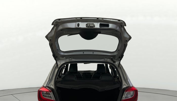 2016 Tata Tiago XZ PETROL, Petrol, Manual, 49,273 km, Boot Door Open