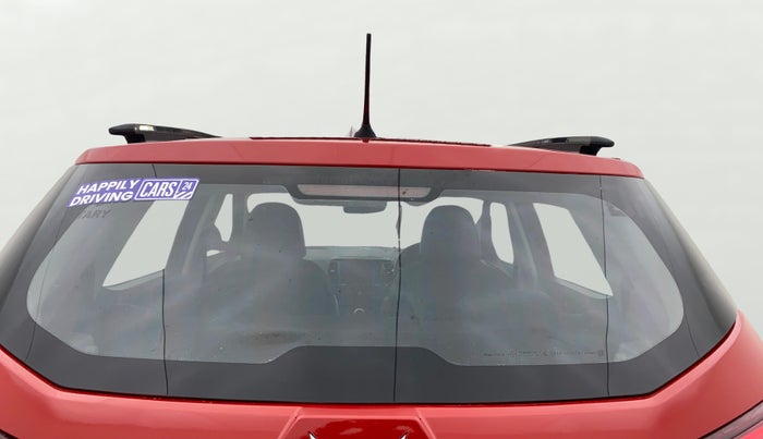 2022 Mahindra XUV300 W6 1.5 DIESEL AMT, Diesel, Automatic, 60,728 km, Rear Windshield