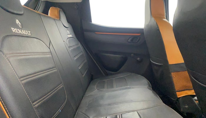 2017 Renault Kwid CLIMBER 1.0, Petrol, Manual, 39,554 km, Right Side Rear Door Cabin