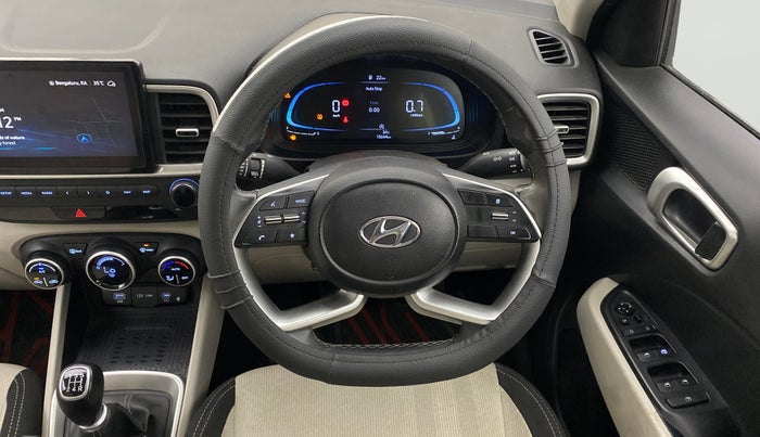 2023 Hyundai VENUE SX 1.2 PETROL, Petrol, Manual, 15,640 km, Steering Wheel Close Up