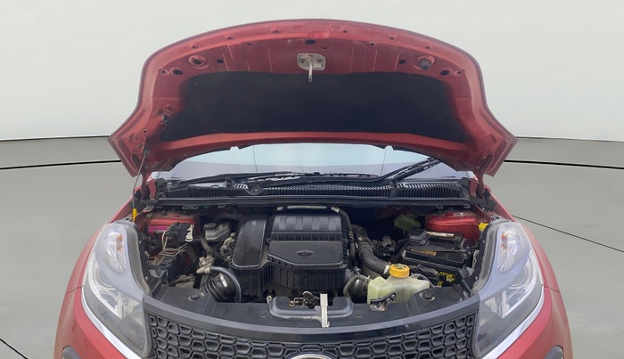 2018 Tata NEXON XZ PLUS DIESEL, Diesel, Manual, 55,424 km, Open Bonet