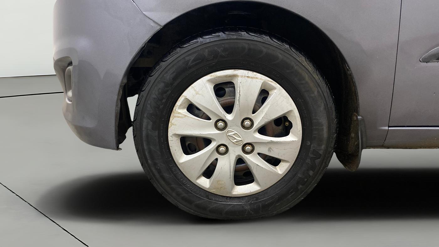 2013 Hyundai i10 MAGNA 1.2, Petrol, Manual, 59,587 km, Left Rear Wheel