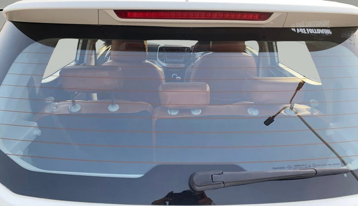 2022 Mahindra XUV300 W8 (O) 1.2 PETROL, Petrol, Manual, 80,884 km, Rear Windshield