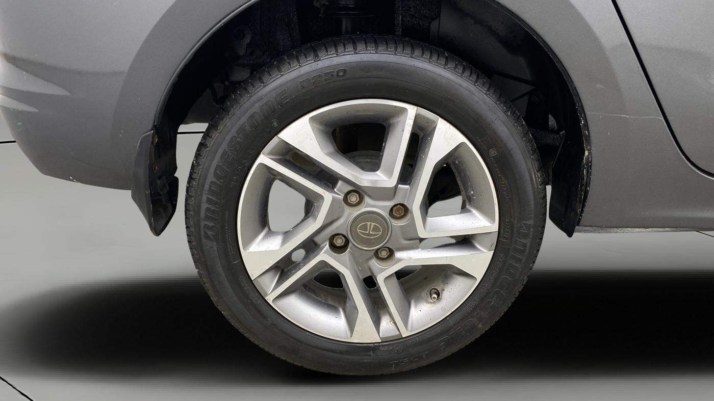 2022 Tata TIGOR XZA PLUS PETROL, Petrol, Automatic, 15,839 km, Right Rear Wheel