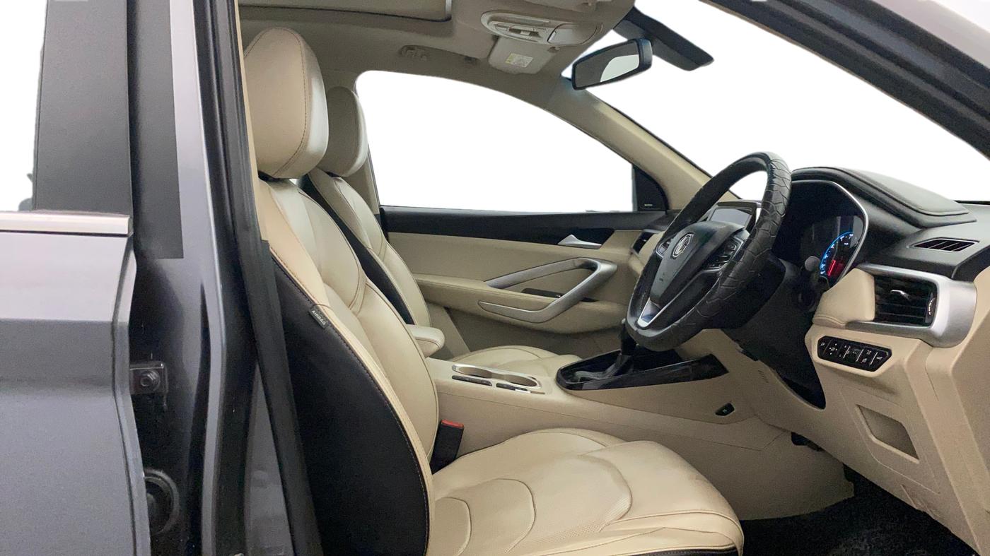 2021 MG HECTOR SHARP 1.5 PETROL CVT, Petrol, Automatic, 86,574 km, Right Side Front Door Cabin