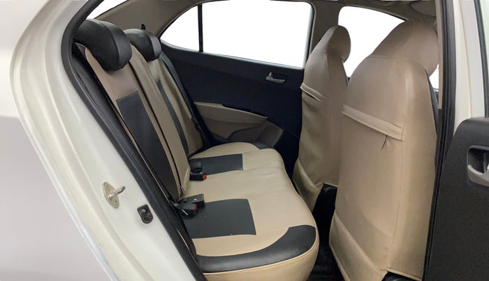 2014 Hyundai Xcent S 1.2, Petrol, Manual, 81,610 km, Right Side Rear Door Cabin