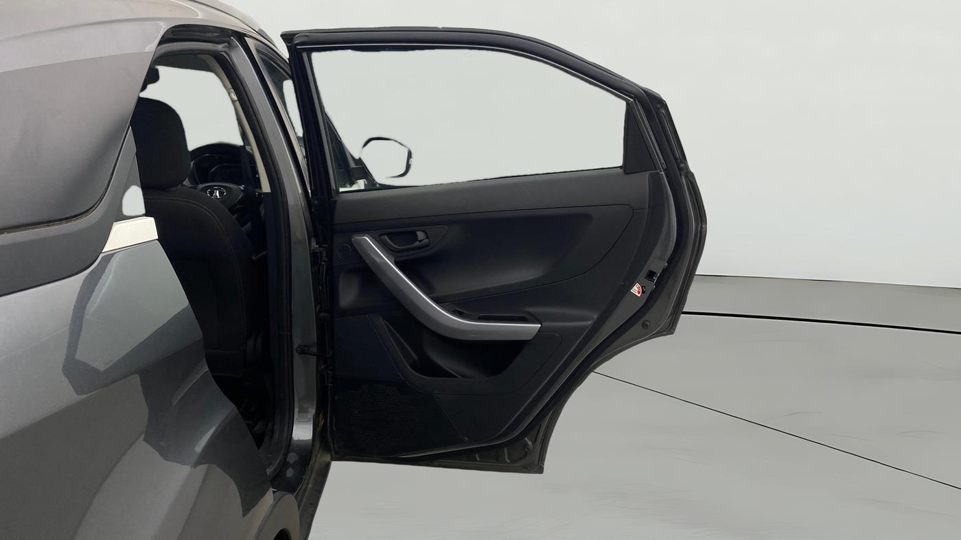 2021 Tata NEXON XM SUNROOF PETROL, Petrol, Manual, 24,294 km, RHS Rear Door