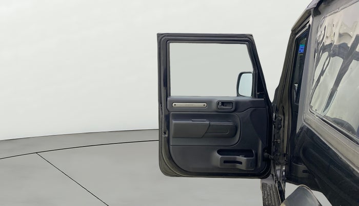 2021 Mahindra Thar LX  P 4WD AT CONVERTIBLE, Petrol, Automatic, 26,908 km, LHS Front Door