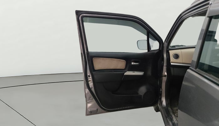 2018 Maruti Wagon R 1.0 LXI CNG, CNG, Manual, 57,961 km, LHS Front Door