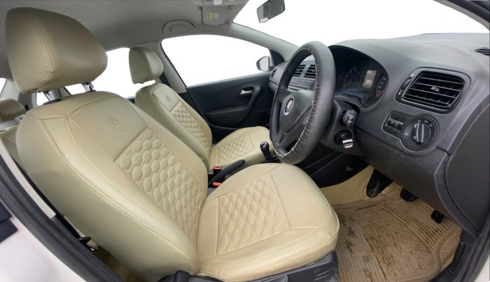 2019 Volkswagen Ameo COMFORTLINE 1.0L, Petrol, Manual, 39,944 km, Right Side Front Door Cabin