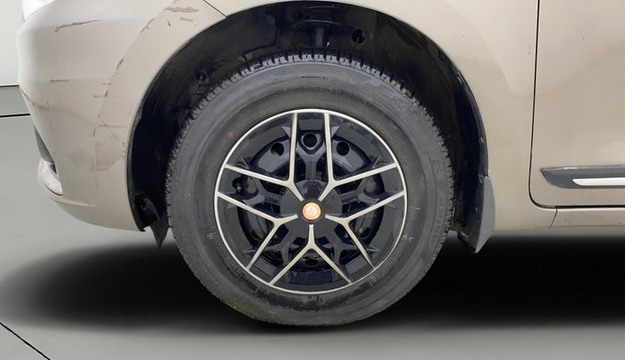 2023 Maruti Dzire VXI, Petrol, Manual, 31,836 km, Left Front Wheel