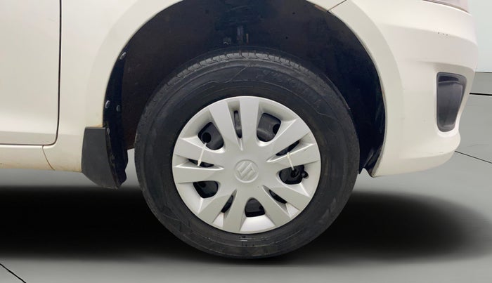 2013 Maruti Swift Dzire VXI, Petrol, Manual, 68,996 km, Right Front Wheel