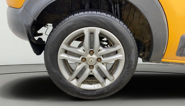 2020 Renault TRIBER RXZ AMT, Petrol, Automatic, 76,244 km, Right Rear Wheel