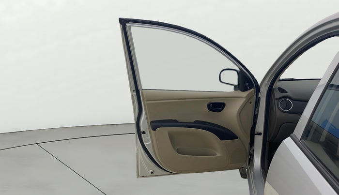 2014 Hyundai i10 MAGNA 1.1, Petrol, Manual, 56,641 km, LHS Front Door