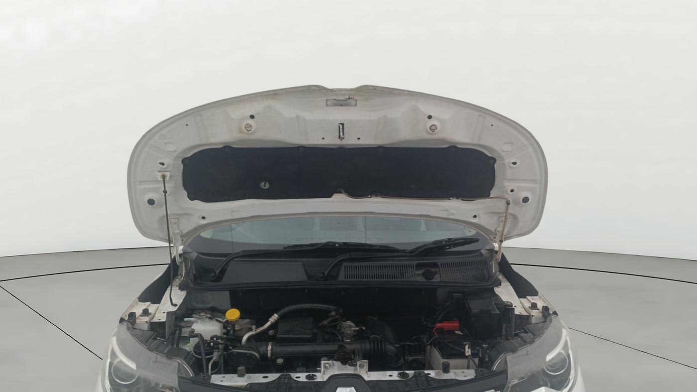 2020 Renault TRIBER RXZ AMT, Petrol, Automatic, 24,663 km, Open Bonet
