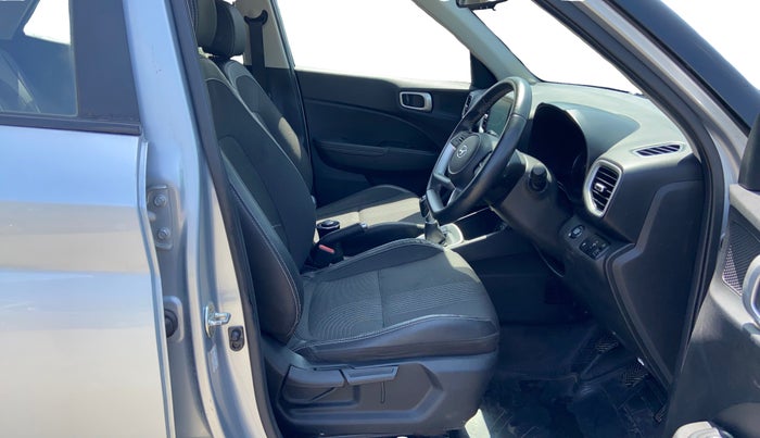 2021 Hyundai VENUE SX (O) 1.5 CRDI, Diesel, Manual, 81,691 km, Right Side Front Door Cabin