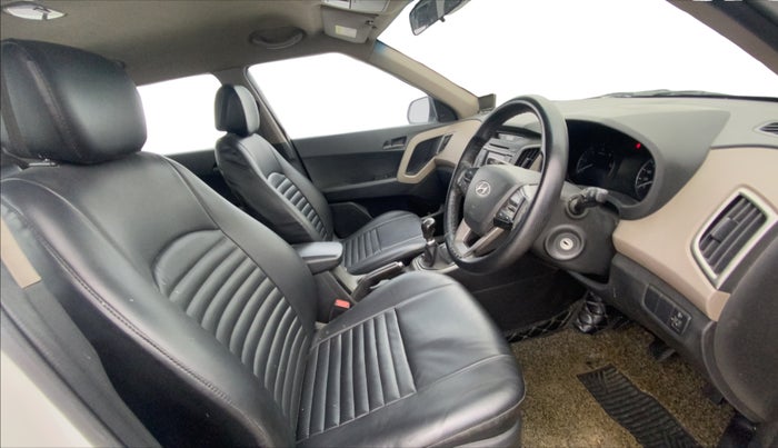 2016 Hyundai Creta S 1.4 DIESEL, Diesel, Manual, 1,07,929 km, Right Side Front Door Cabin